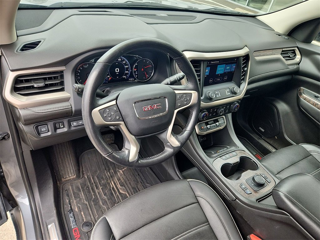 Image 10 of 2022 GMC Acadia Denali SUV