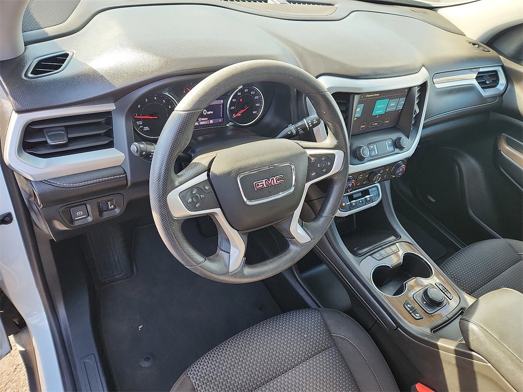 Used 2023 GMC Acadia SLE SUV