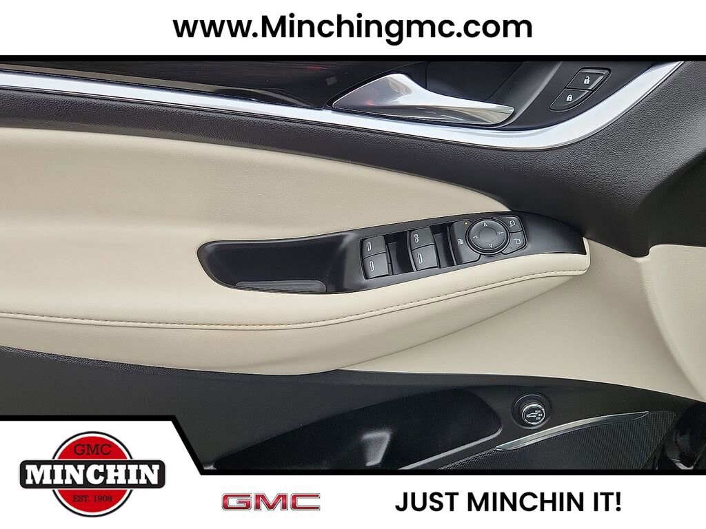 2023 Buick Enclave Essence - Photo 14