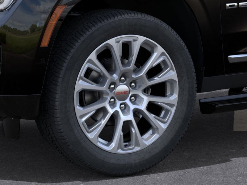 2026 GMC Yukon XL Denali - Photo 9