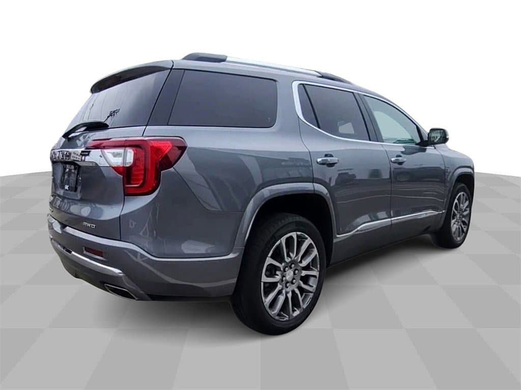 Image 8 of 2022 GMC Acadia Denali SUV