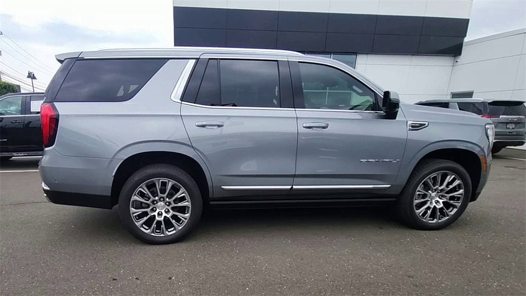 Image 9 of 2025 GMC Yukon Denali SUV