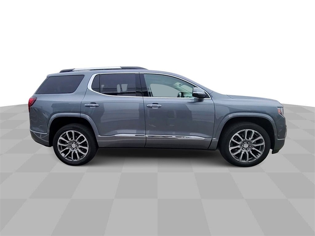Image 9 of 2022 GMC Acadia Denali SUV