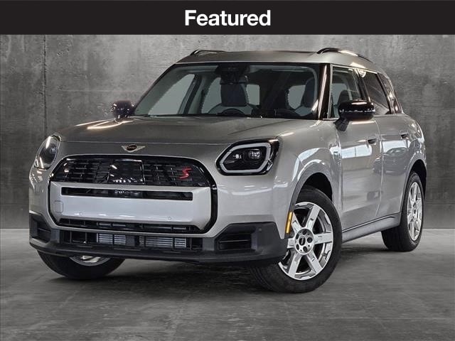 2025 MINI Countryman S's photo