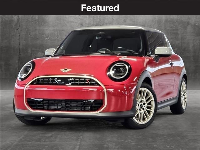 2025 MINI Hardtop 2 Door S's photo