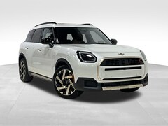 2025 MINI Countryman Iconic SUV