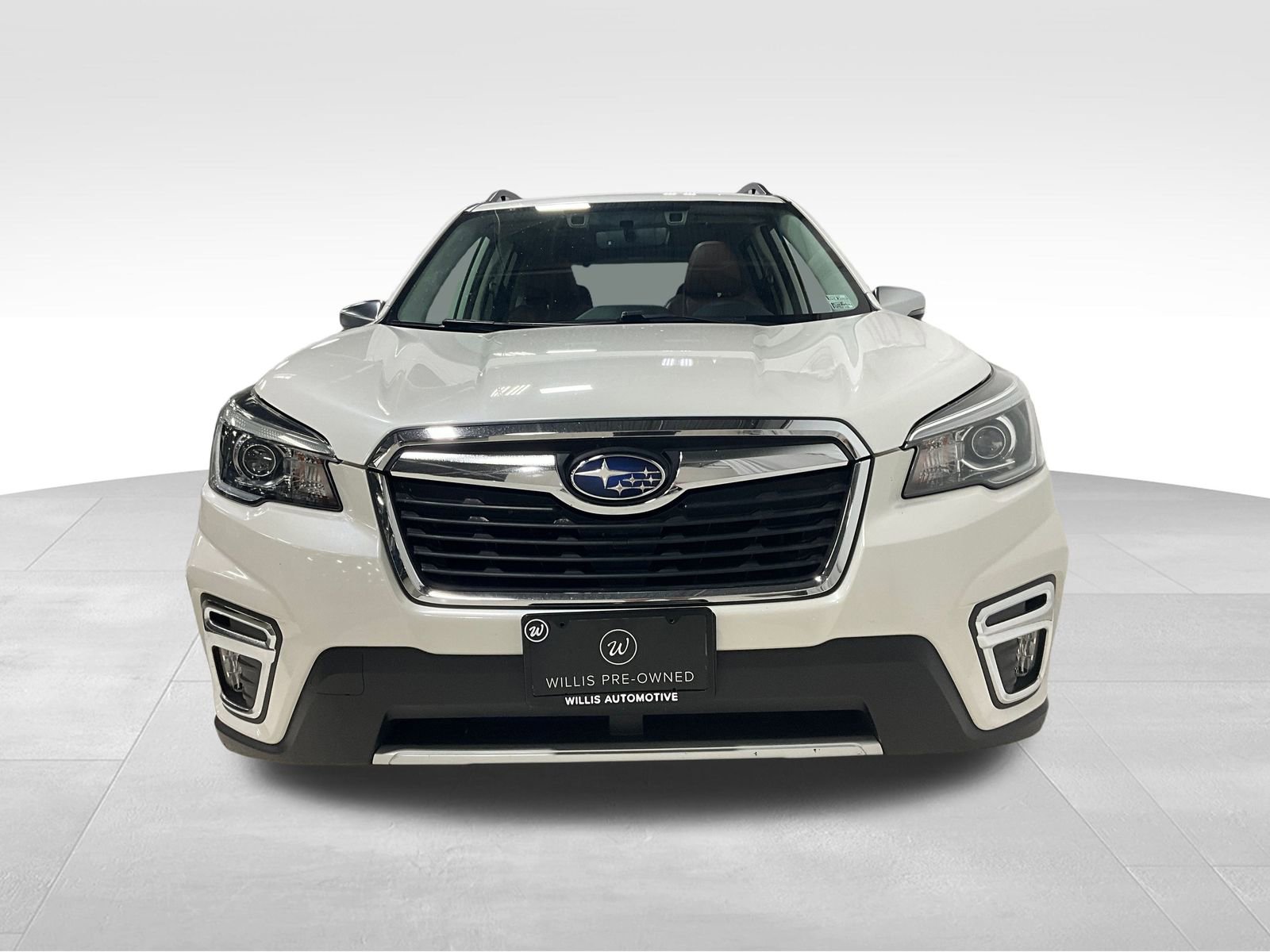 2019 Subaru Forester Touring photo 2