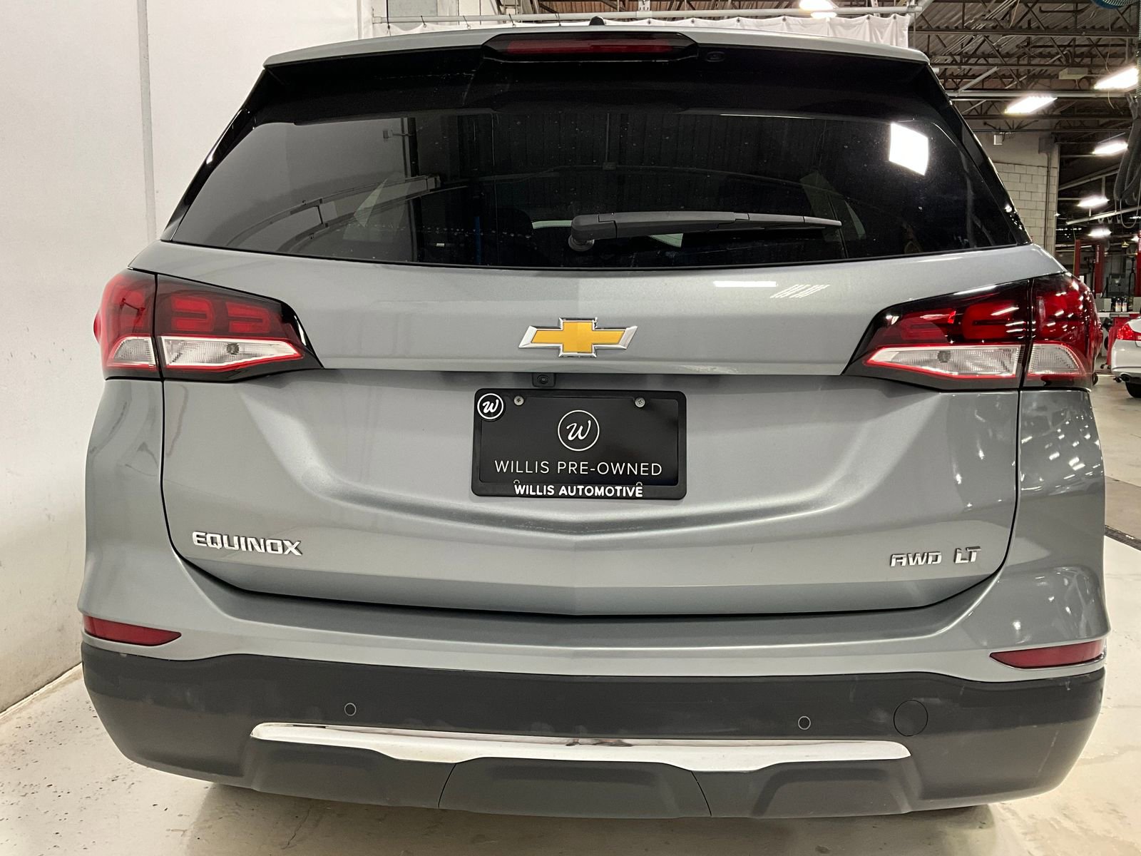 2024 Chevrolet Equinox LT photo 3
