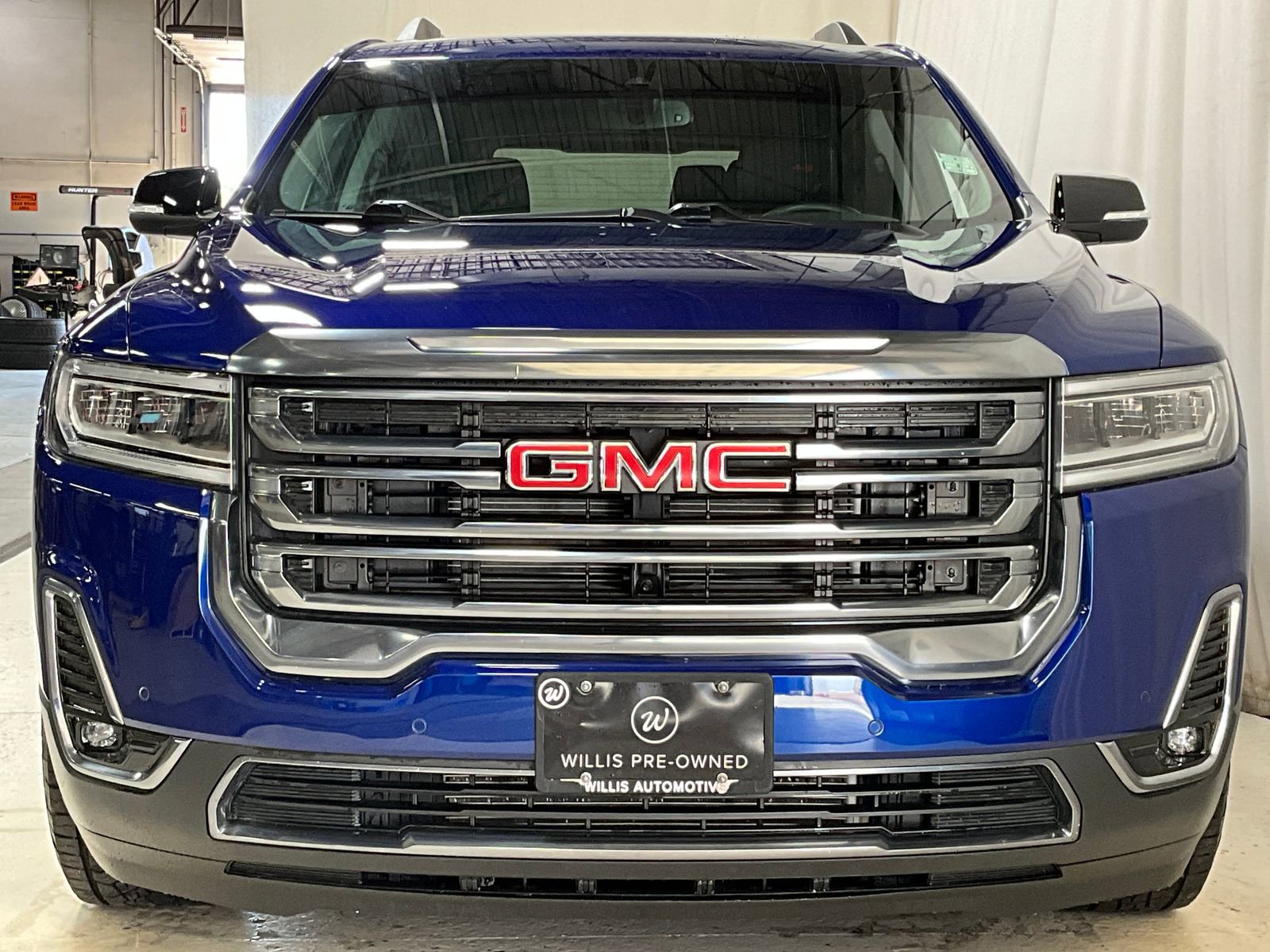 2023 Gmc Acadia AT4 photo 2