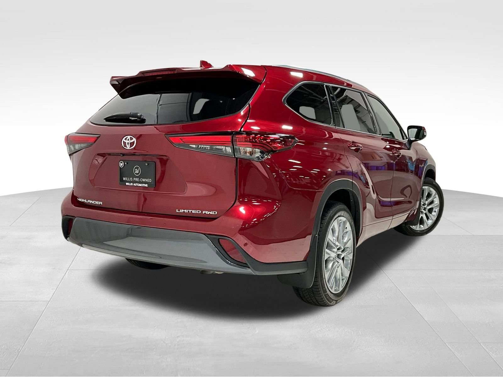2021 Toyota Highlander Limited photo 2