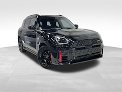 2025 MINI Countryman Iconic SUV