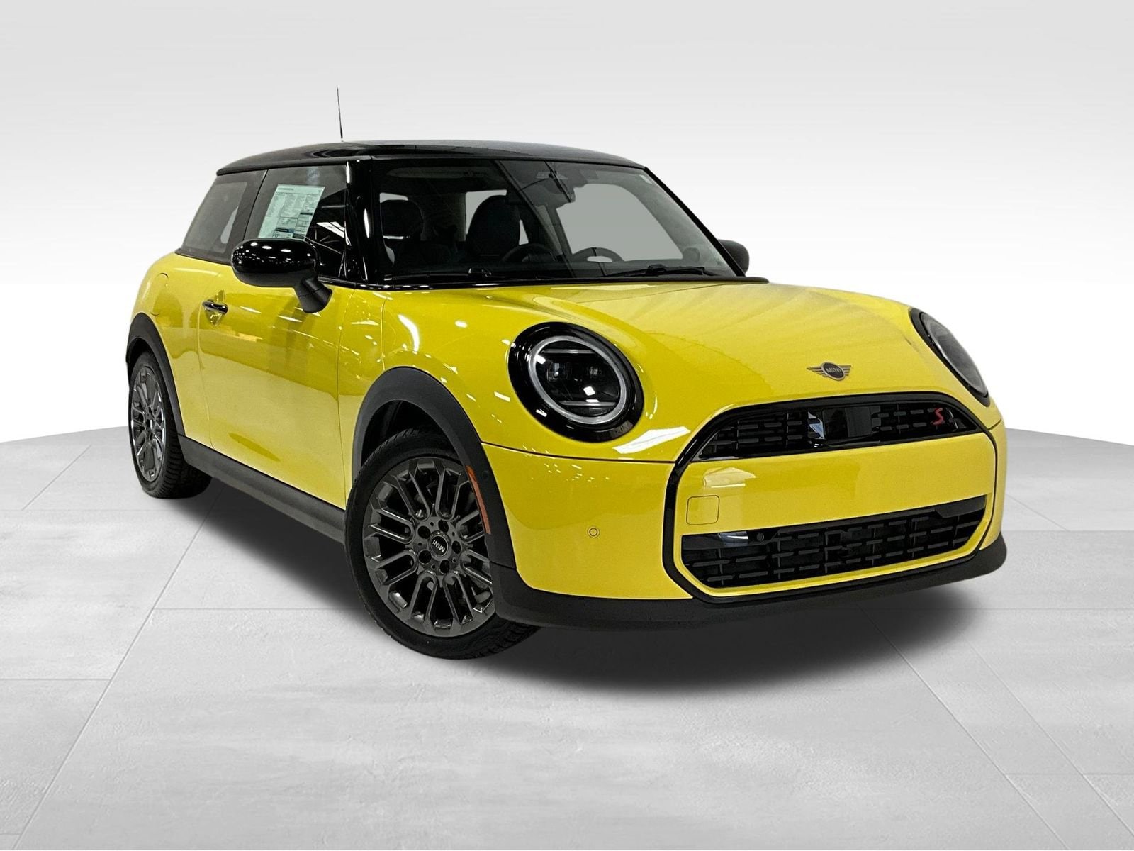 2025 MINI Hardtop 2 Door S's photo