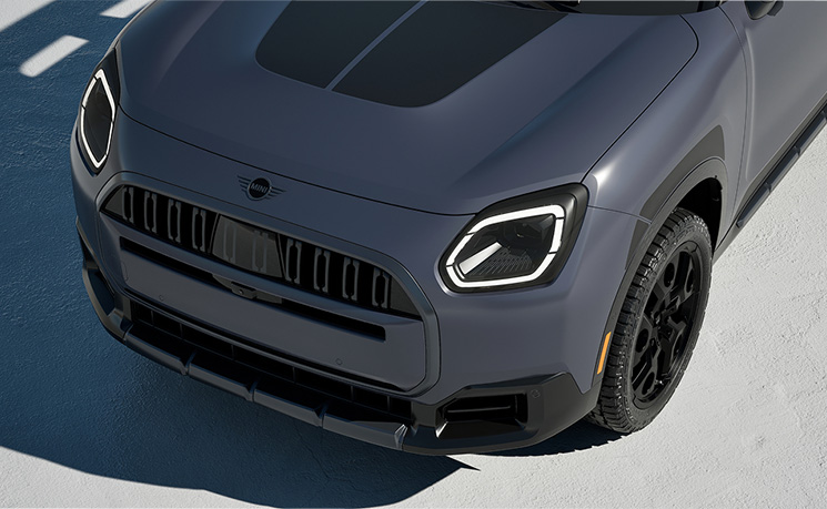 Overhead shot of Countryman S ALL4 front end and hood.