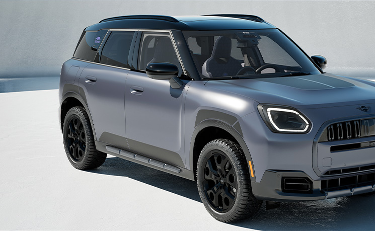 Front and side profile of Untamed Edition Countryman 