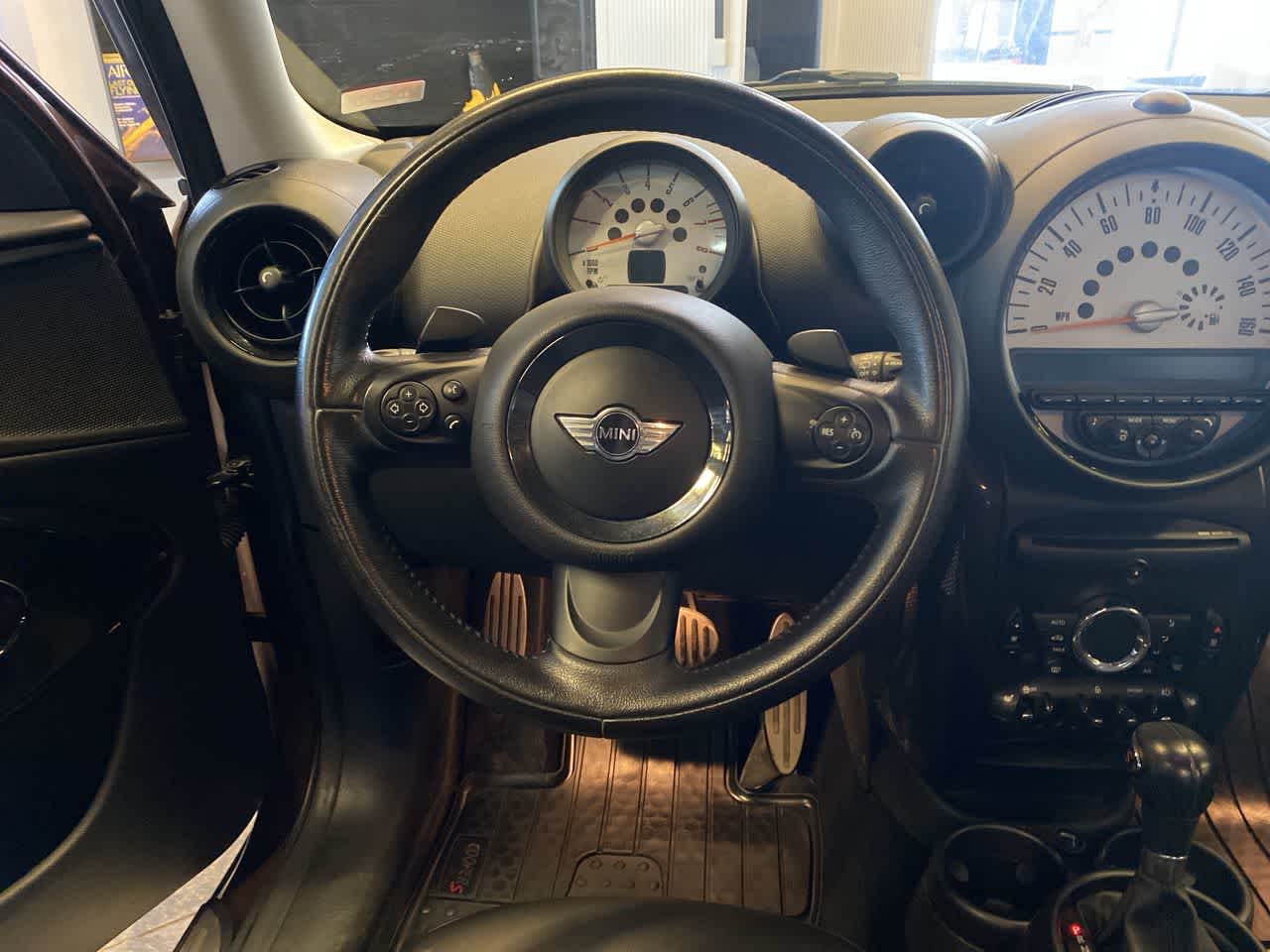 Thumbnail: 2013 MINI Cooper Paceman - 13