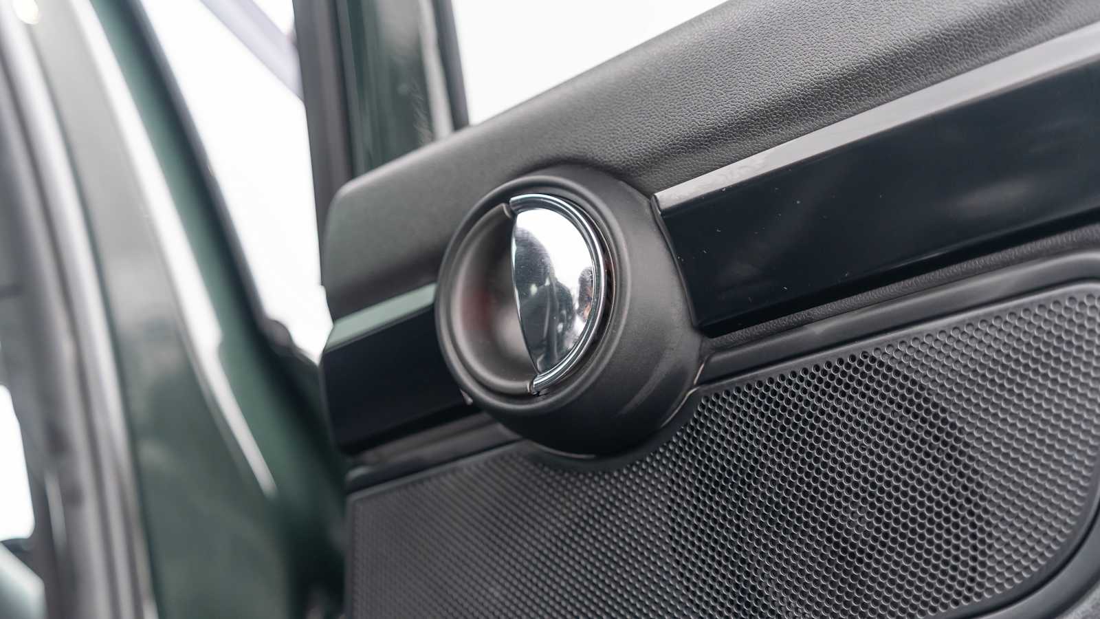 Thumbnail: 2024 MINI Cooper Countryman - 25