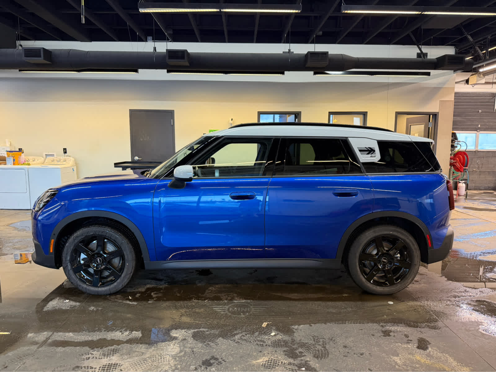 Thumbnail: 2026 MINI Cooper Countryman - 4