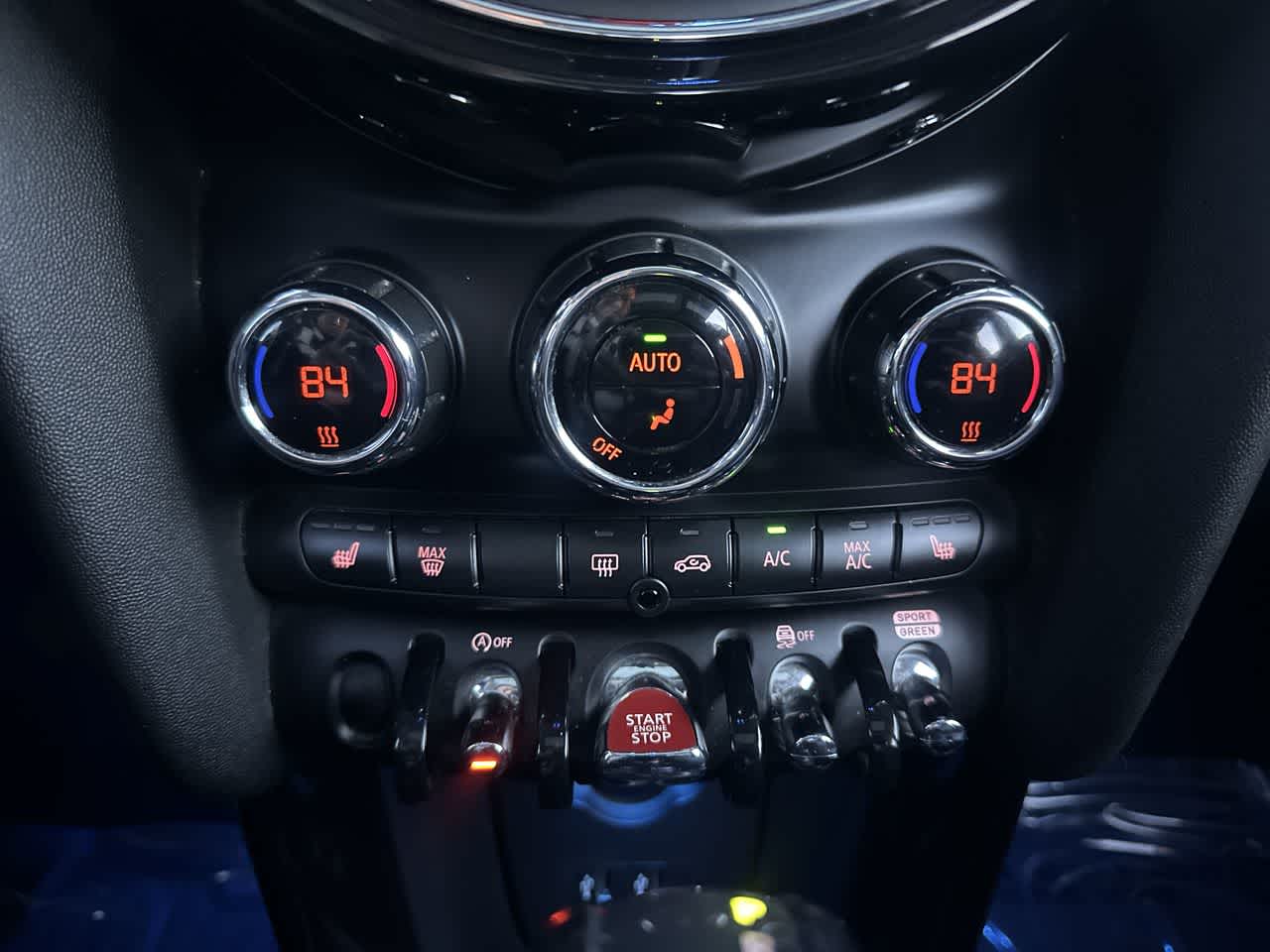 Thumbnail: 2019 MINI Cooper Hardtop - 13