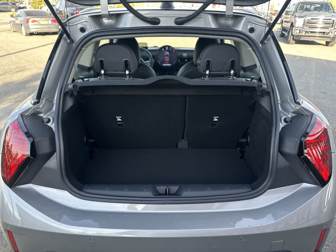 Thumbnail: 2025 MINI Cooper Hardtop - 18