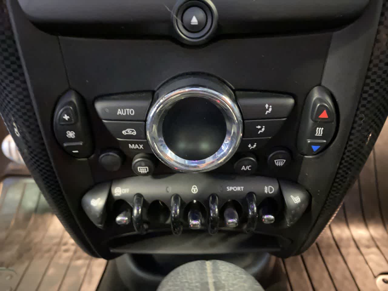 Thumbnail: 2013 MINI Cooper Paceman - 16