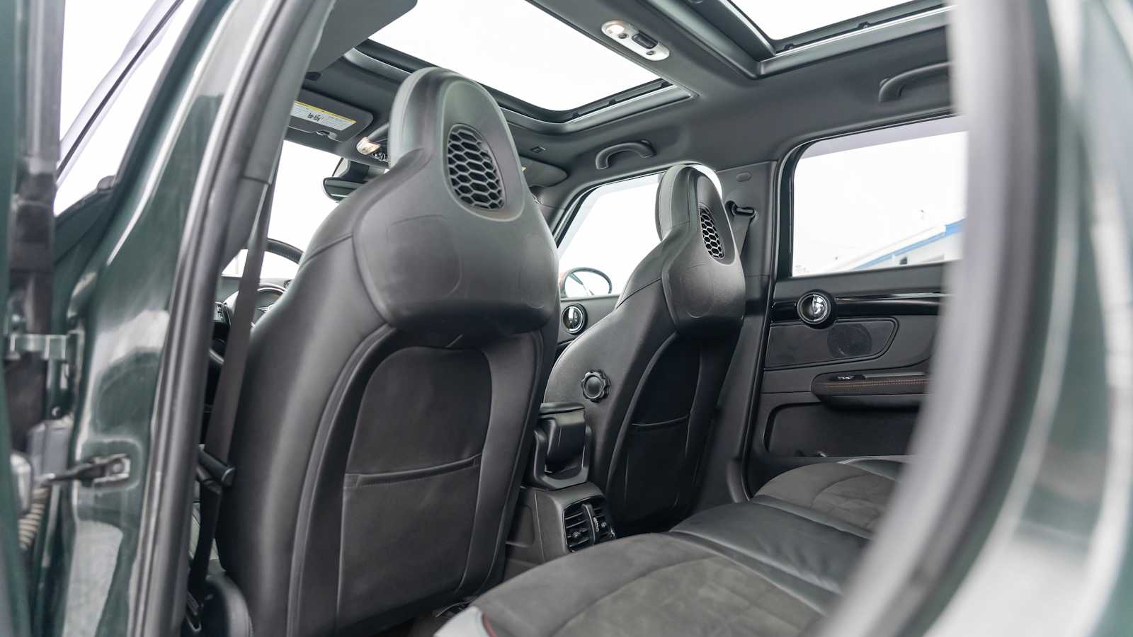 Thumbnail: 2024 MINI Cooper Countryman - 28