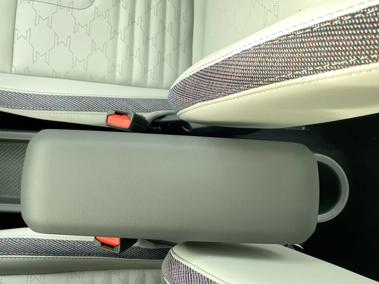 Thumbnail: 2025 MINI Cooper Hardtop - 15