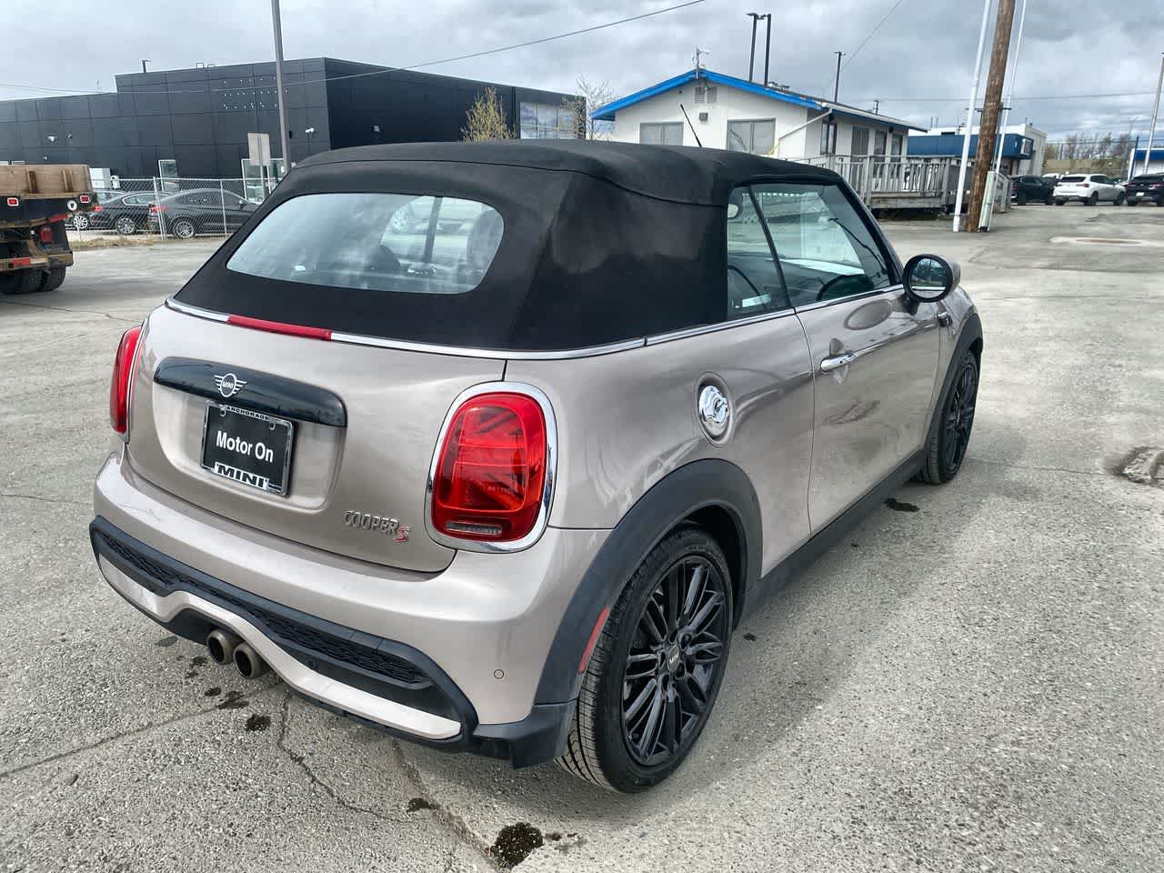 Thumbnail: 2024 MINI Cooper Convertible - 28