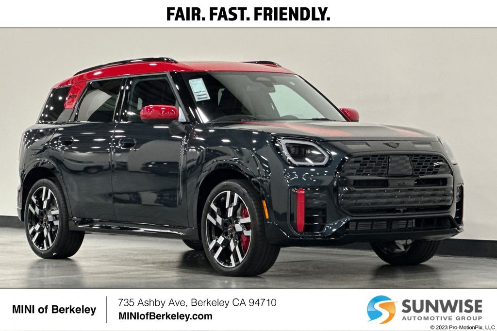 2026 MINI Countryman JCW ALL4's photo