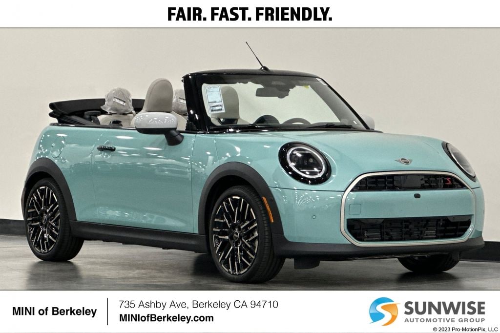 2026 MINI Convertible Cooper S's photo