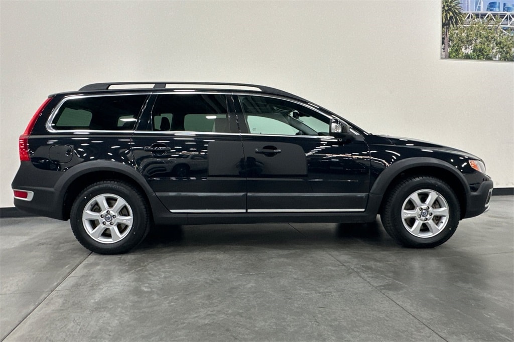 Used 2012 Volvo XC70 3.2 Wagon