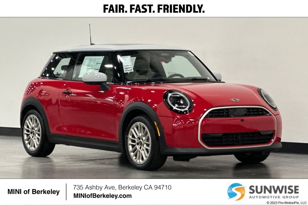 2026 MINI Hardtop's photo