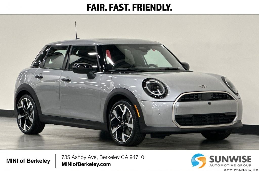 2026 MINI Hardtop's photo