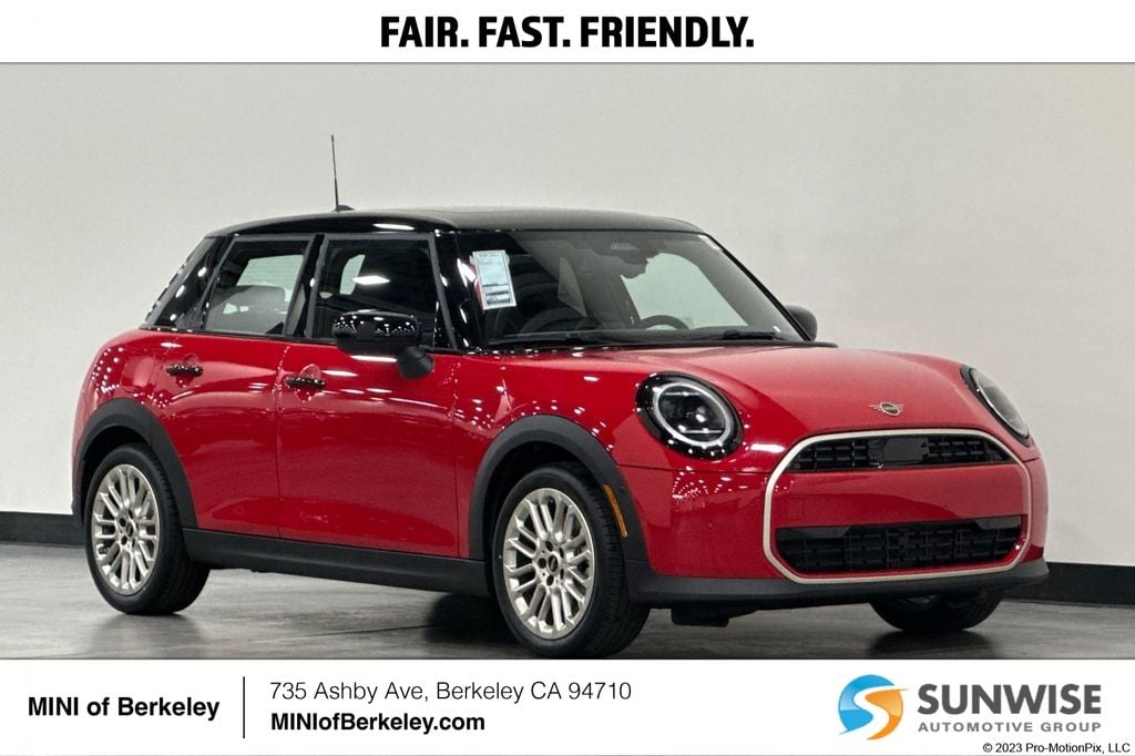 2026 MINI Hardtop's photo
