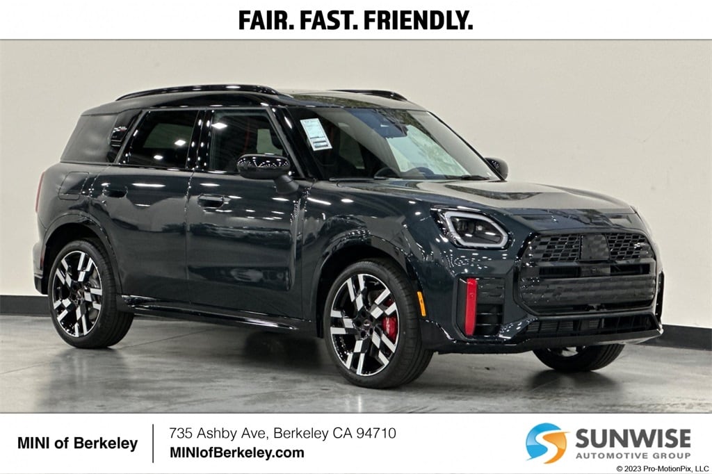 2026 MINI Countryman John Cooper Works's photo