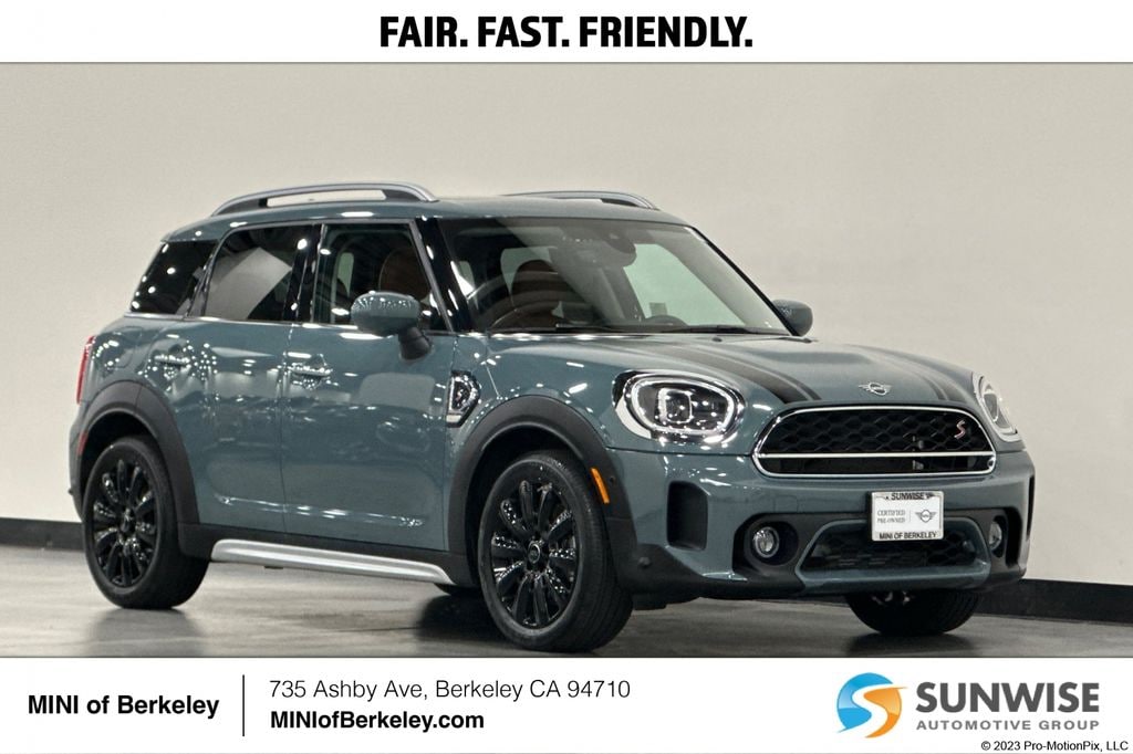 2024 MINI Countryman Cooper S's photo