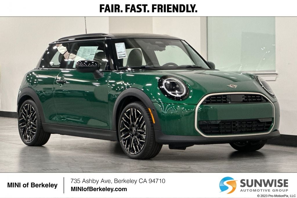 2026 MINI Hardtop's photo