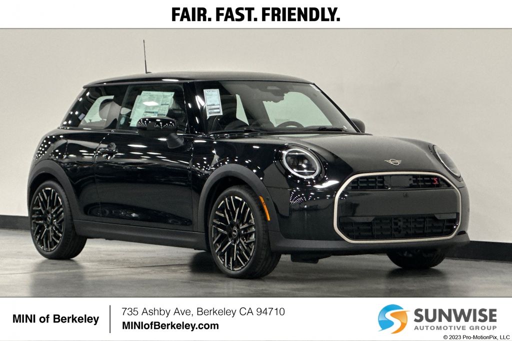 2026 MINI Hardtop Cooper S's photo