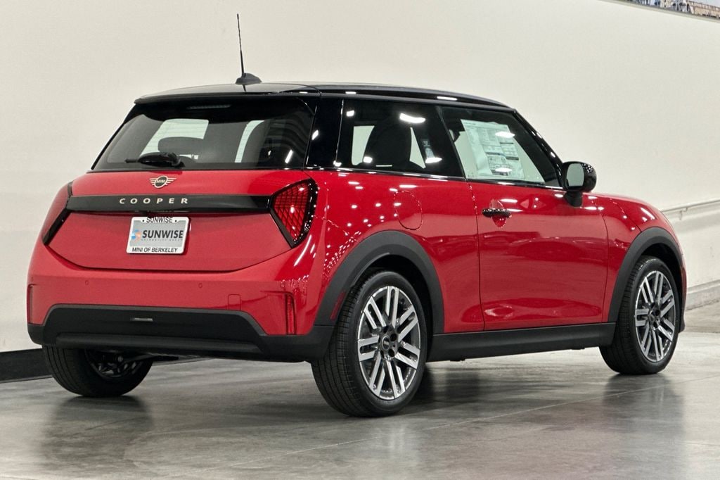New 2026 MINI 2 Door Signature Plus Hatchback