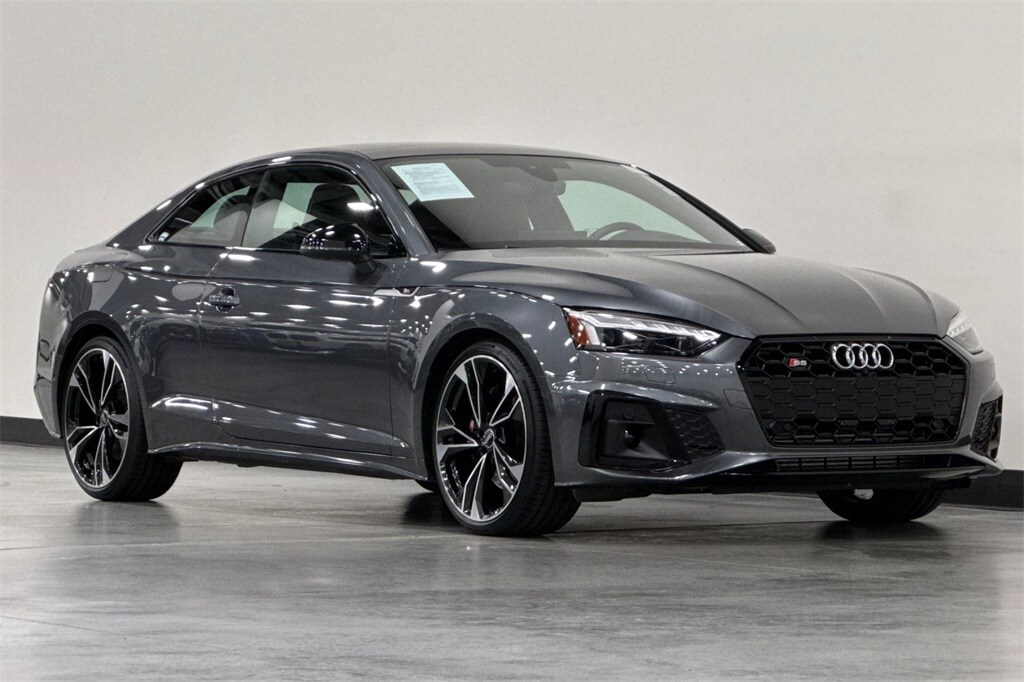 2022 Audi S5 Prestige photo 2