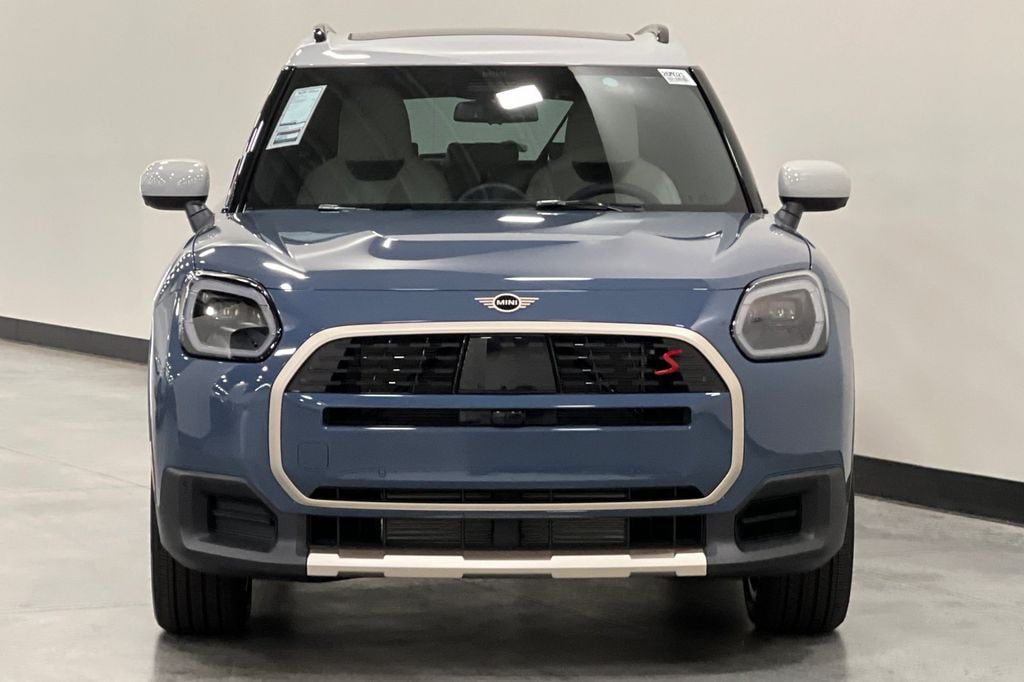 New 2026 MINI Countryman Iconic SUV