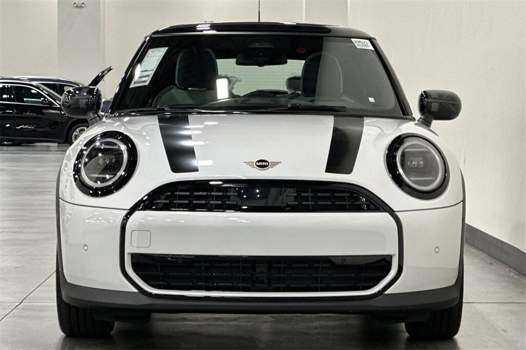 2026 Mini Cooper 2 Door Hardtop Oxford Edition photo 3