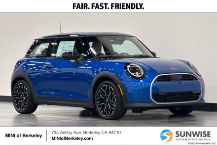2025 MINI Hardtop 2 Door Iconic Hatchback