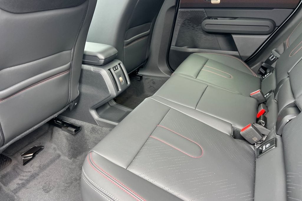 2026 MINI Countryman S - Photo 10