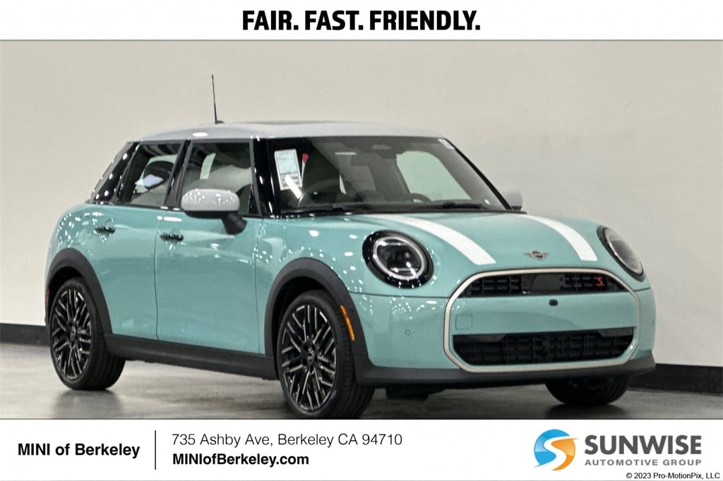 2026 MINI Hardtop Cooper S's photo
