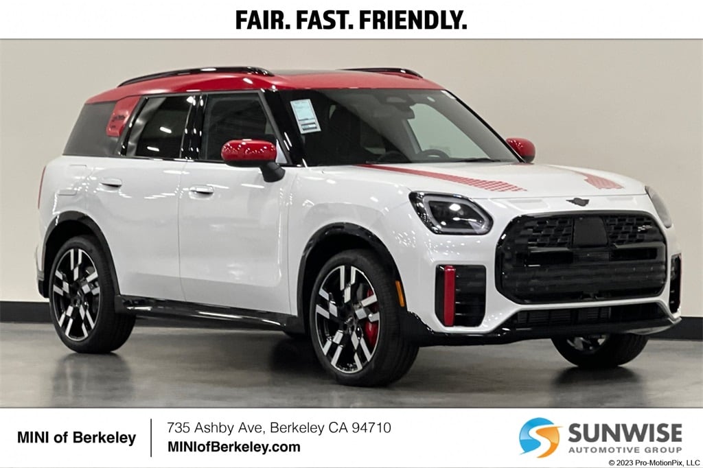 2026 MINI Countryman John Cooper Works's photo