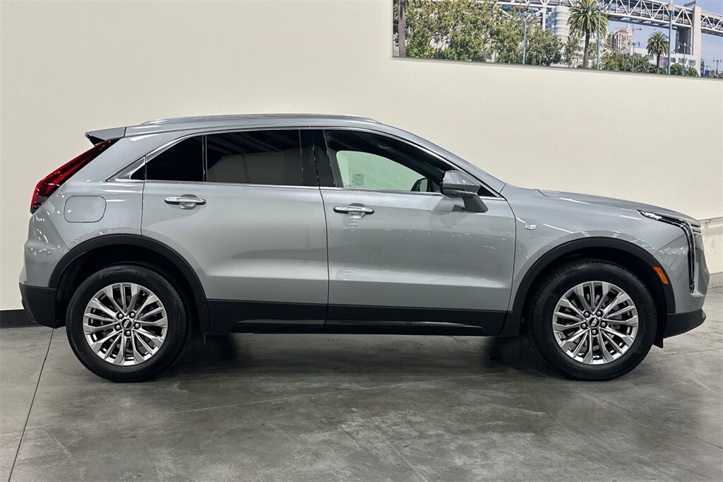 Used 2025 Cadillac XT4 Premium Luxury SUV