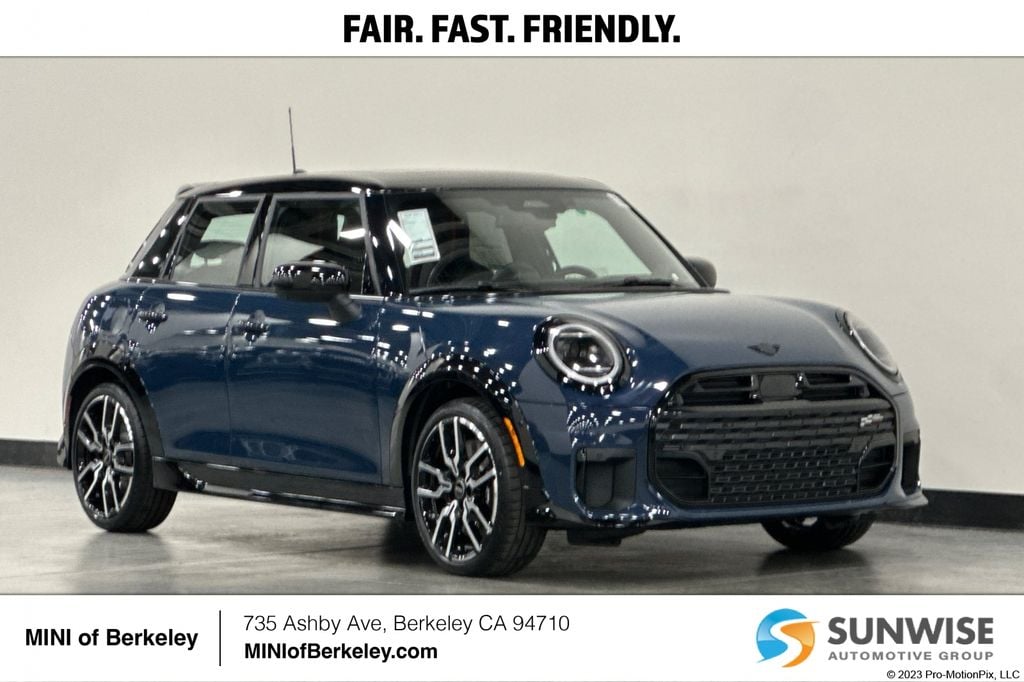 2026 MINI Hardtop Cooper S's photo