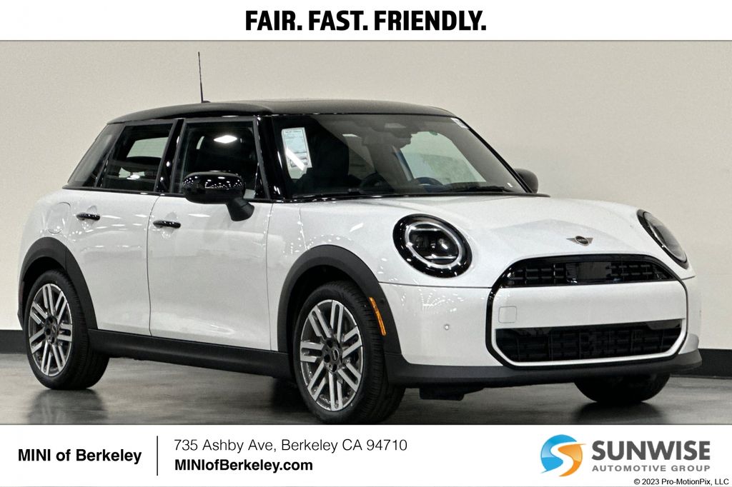 2026 MINI Hardtop's photo