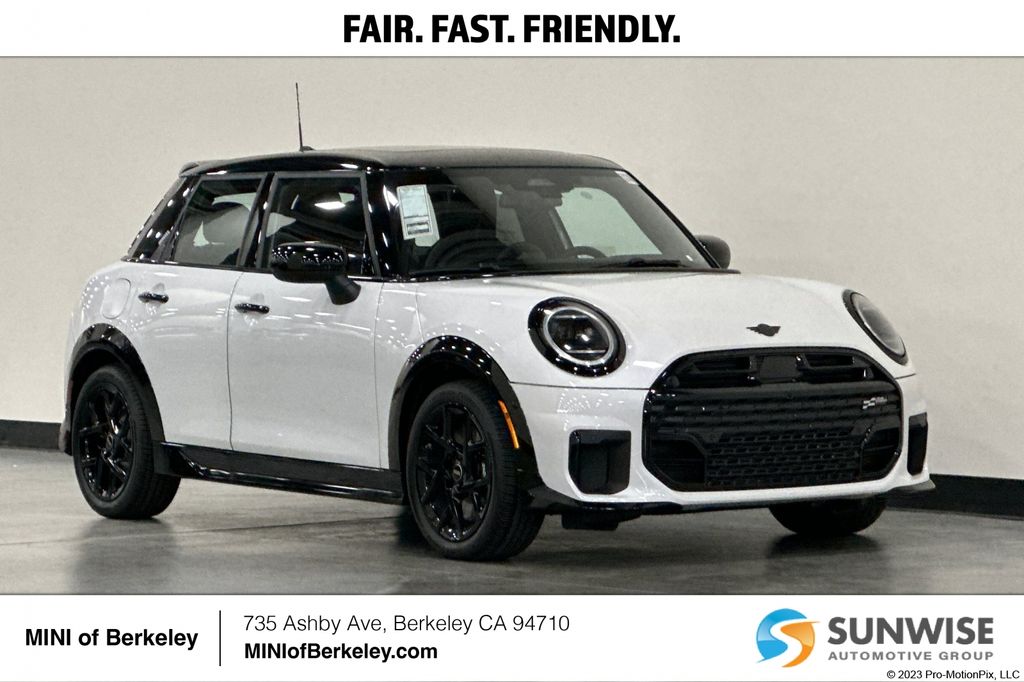 2026 MINI Hardtop Cooper S's photo