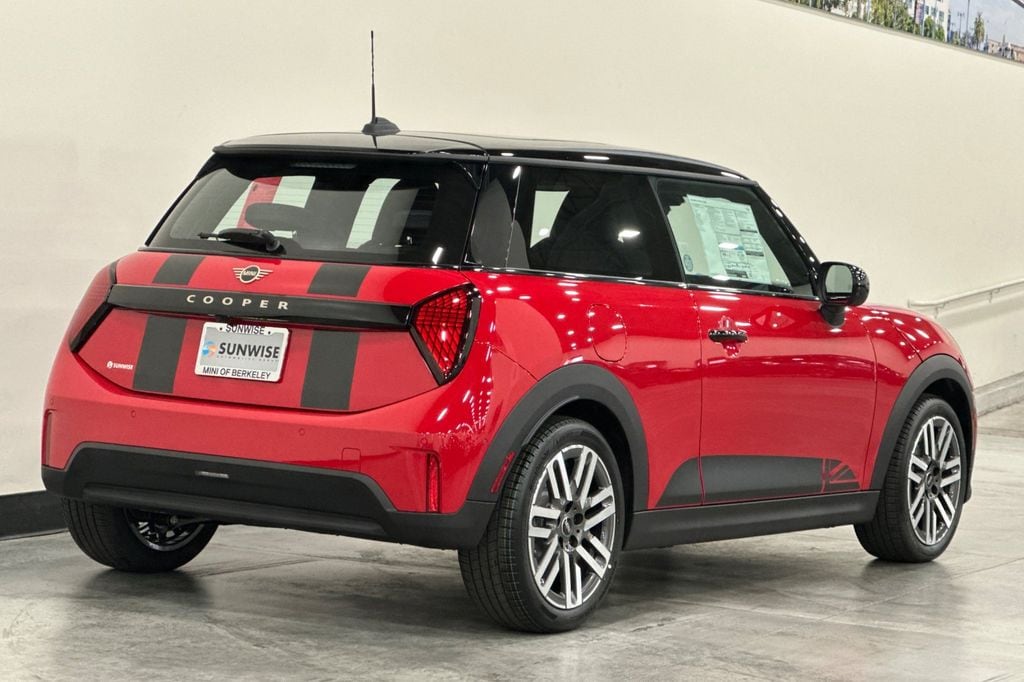 New 2026 MINI 2 Door Signature Plus Hatchback